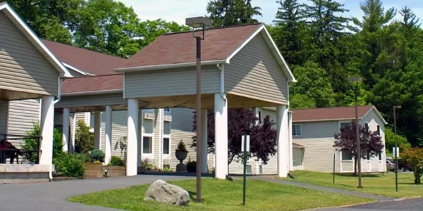 Pyramid East Stroudsburg Hillside Detox and Residential